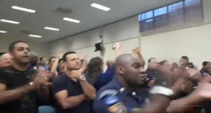 camara protesto2