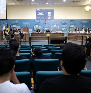 Vereadores de P. Alegre aprovam créditos especiais para a educação