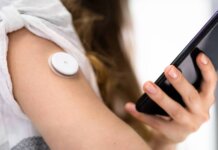 Prefeitura de Pouso Alegre amplia cuidado com pacientes diabéticos e passa a oferecer sensor de monitoramento contínuo de glicose