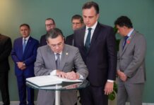 Rodrigo Pacheco assume cargo no TCU e afirma que diálogo institucional fortalece as instituições